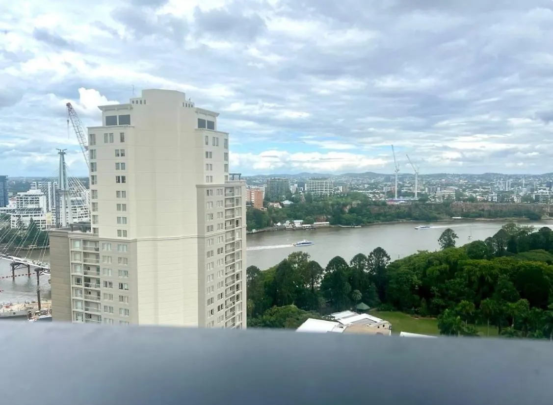 Apartment Luxury Stays - Skytower Brisbane L26