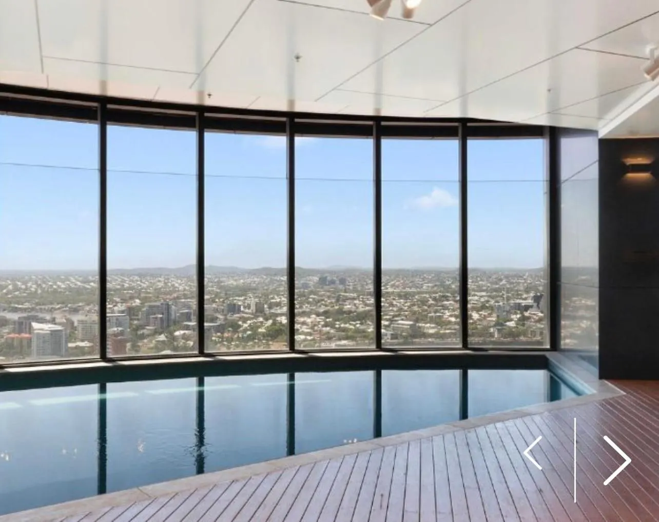 Luxury Stays - Skytower Brisbane L26 0*,